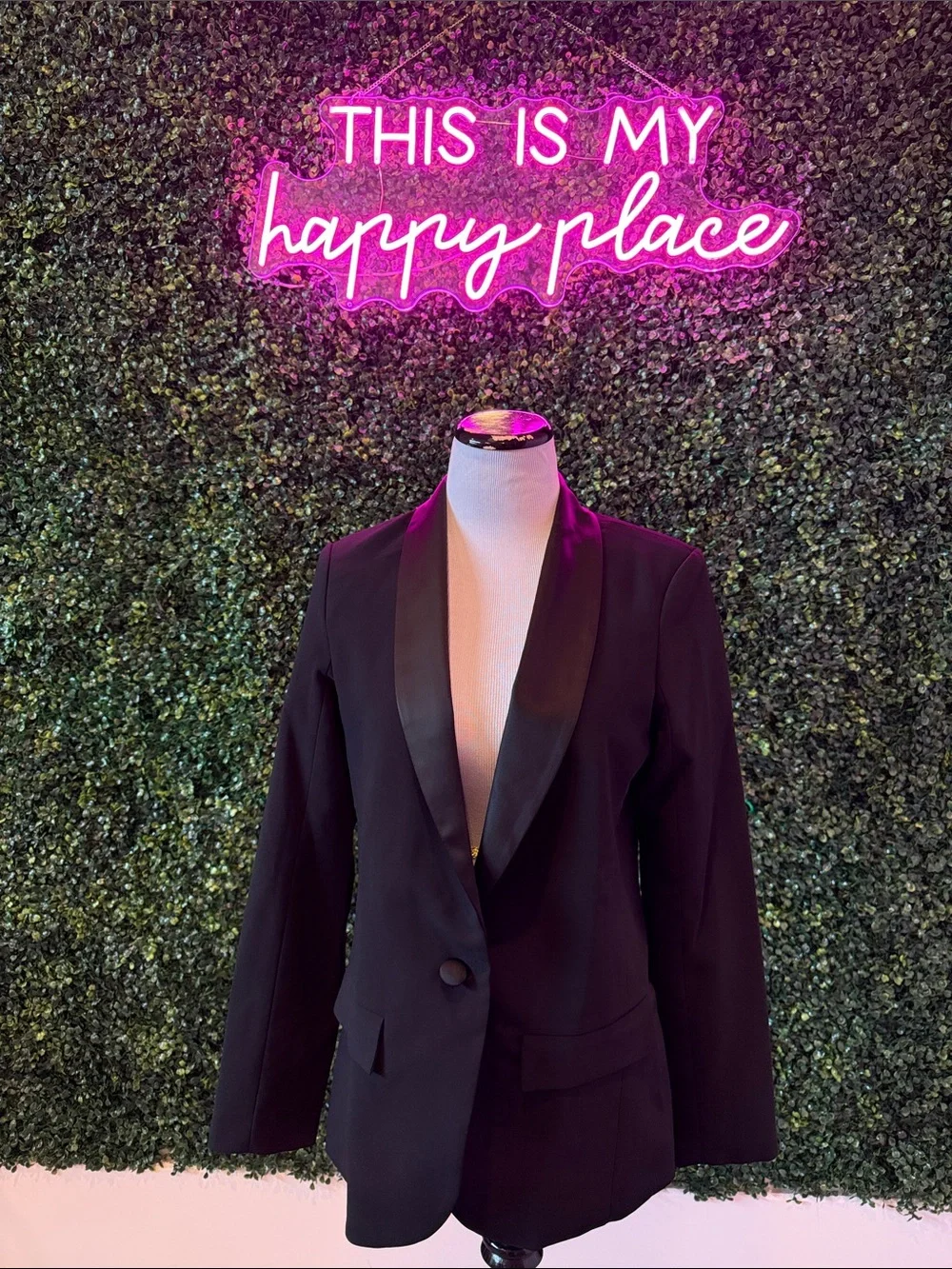 Amanda Uprichard tailored black